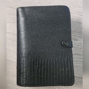 Isotoner Special Edition Black Leather Textured Organizer Wallet New Vintage